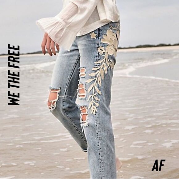 WE THE FREE BREN EMBROIDERED BOYFRIEND JEANS NEW NWT - Picture 3 of 16